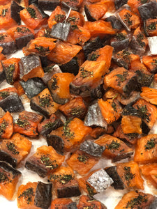 SALMON CUBES (NO MINT)